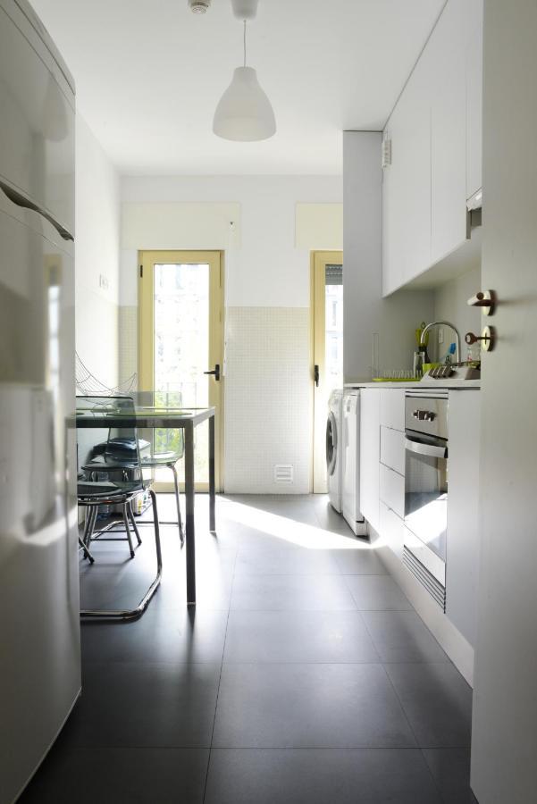 Entrecampos 6 Apartment Lisbon Luaran gambar